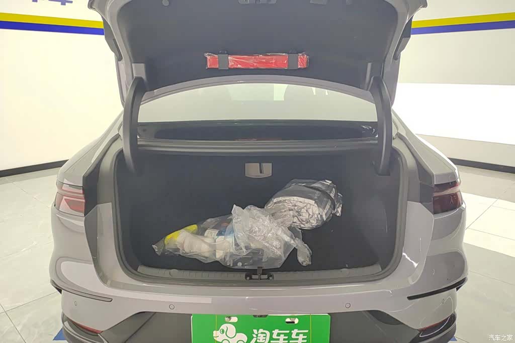 BYD Han, 2025 4
