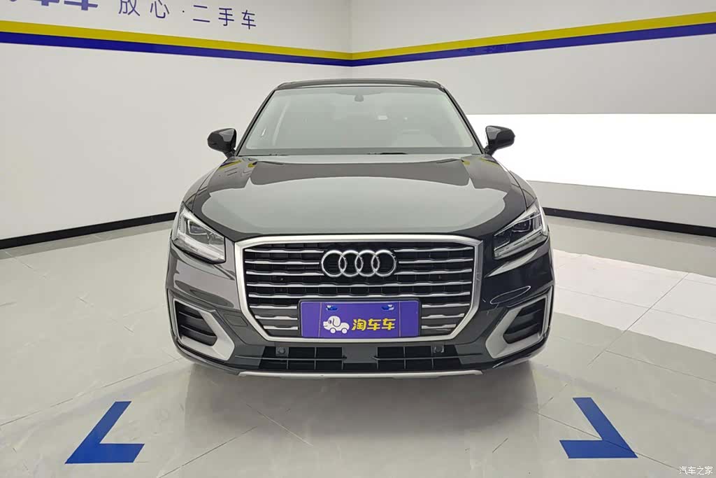 Audi Q2L, 2021 2