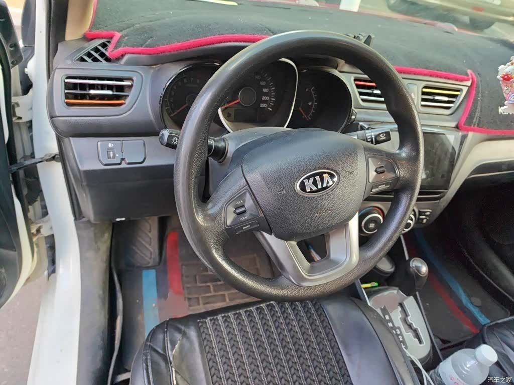 Kia K2, 2015 3