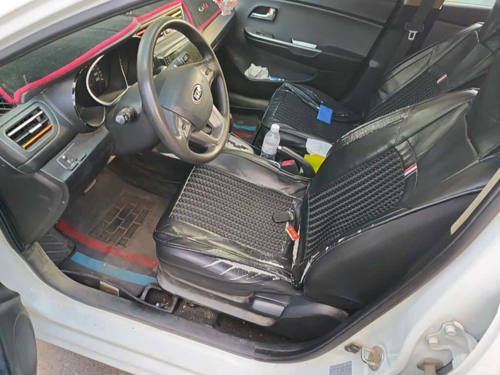 Kia K2, 2015 8