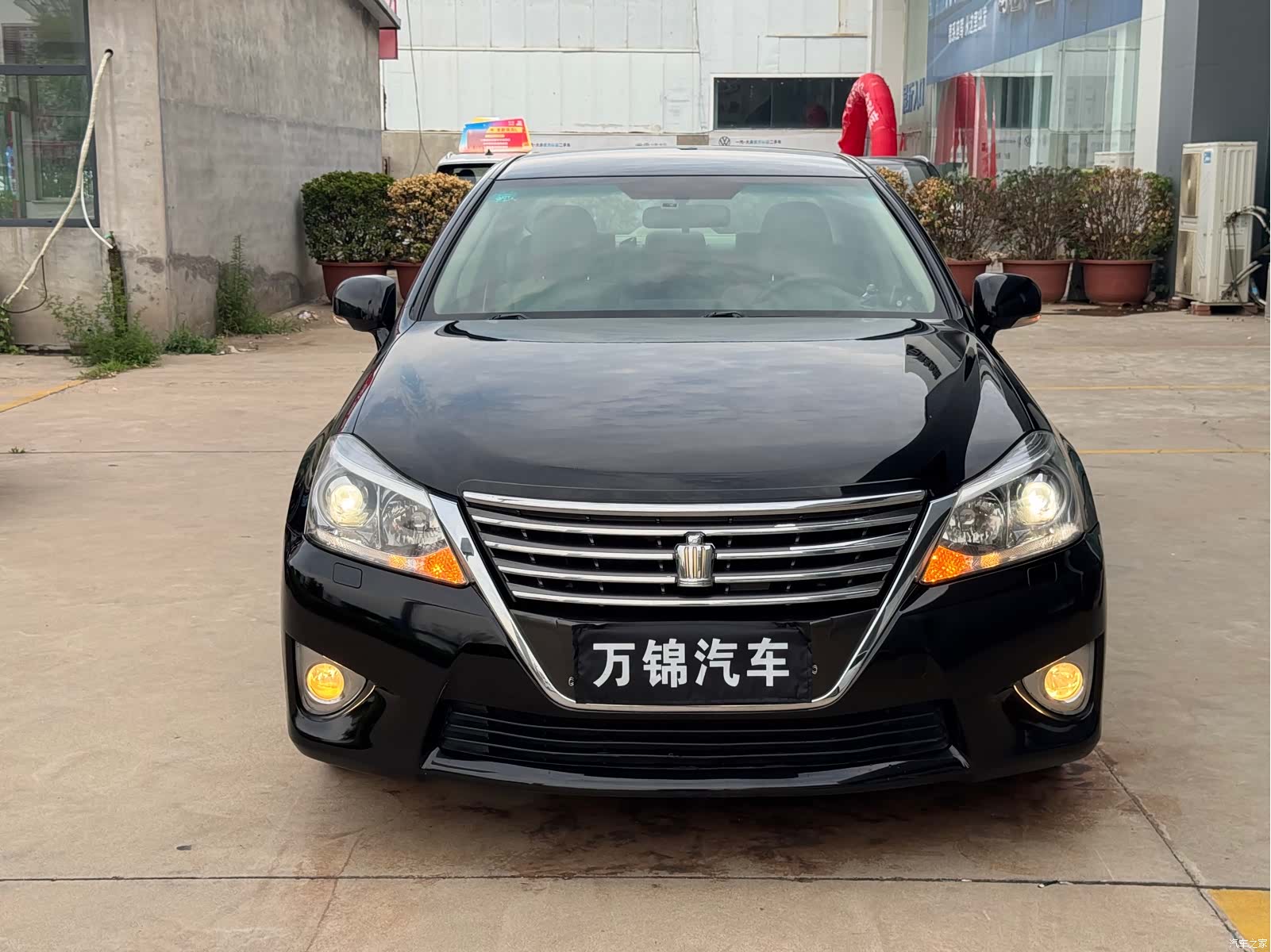 Toyota Crown, 2013 2