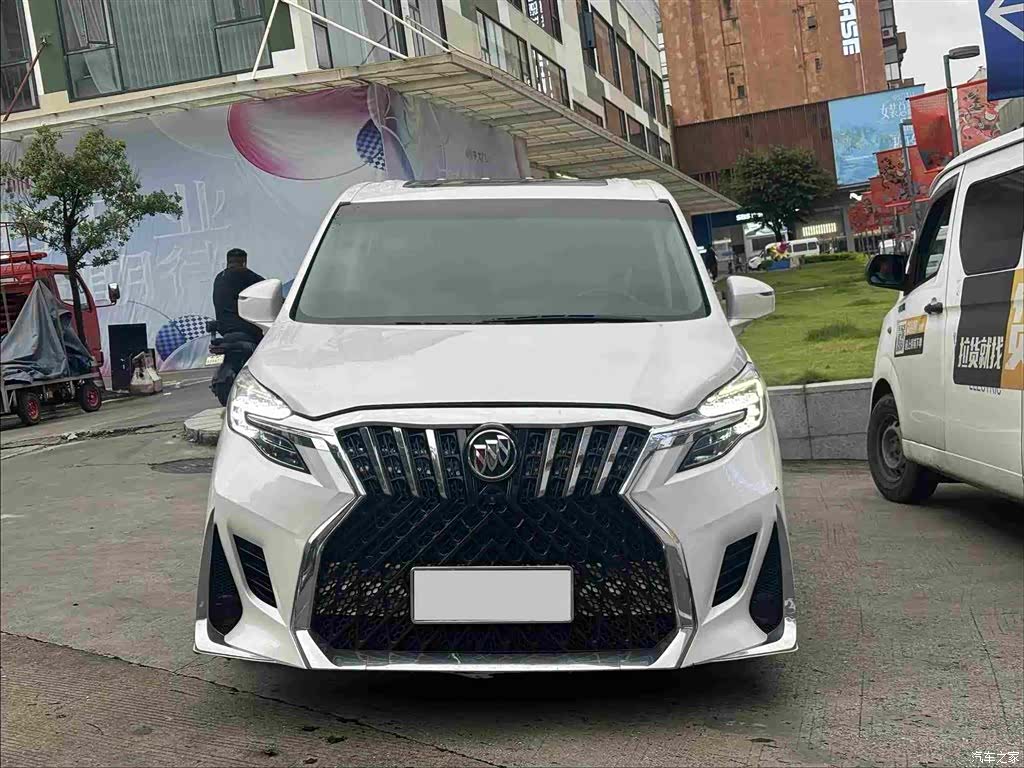 Buick GL8, 2022 2