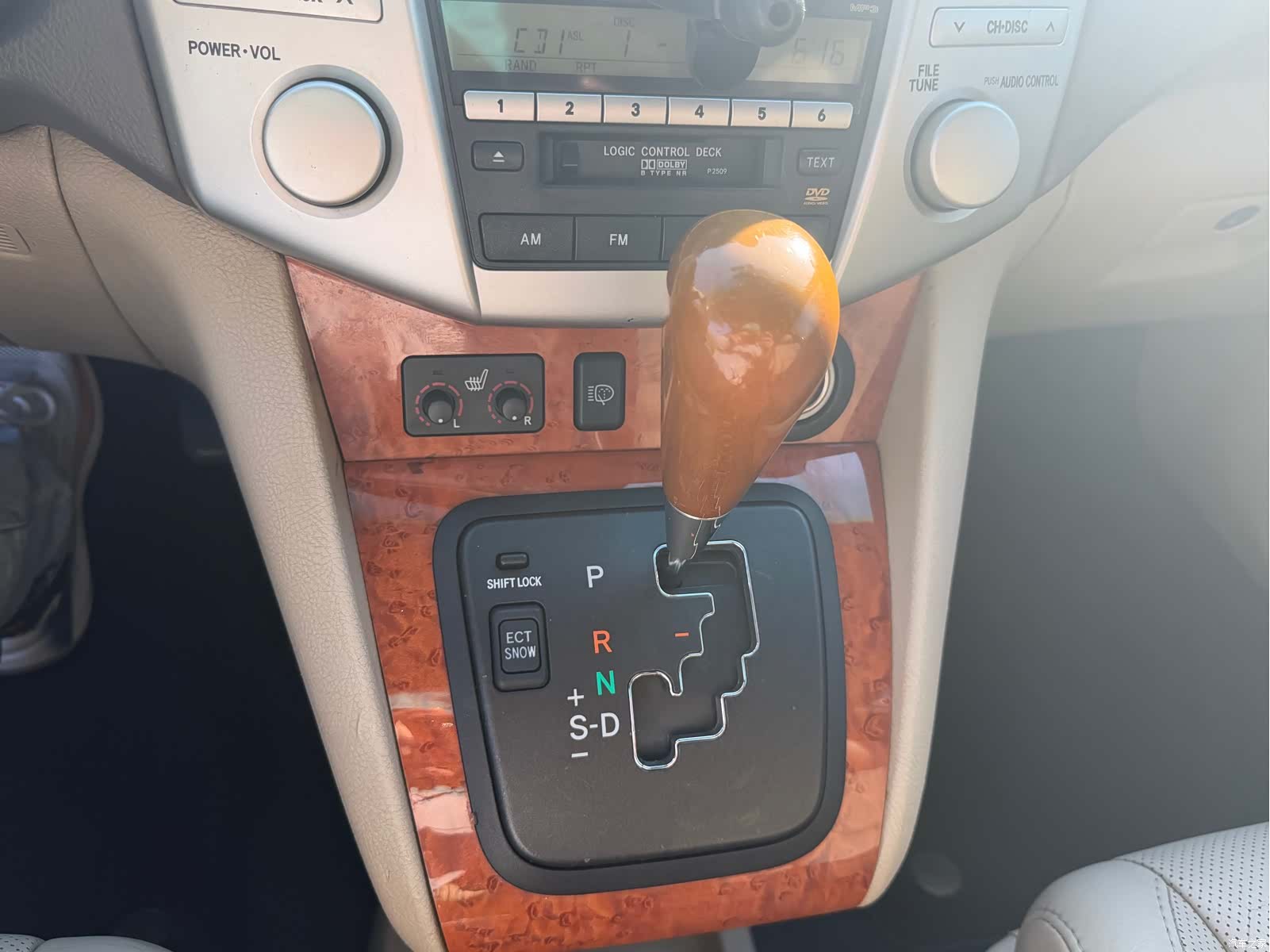 Lexus RX, 2007 28