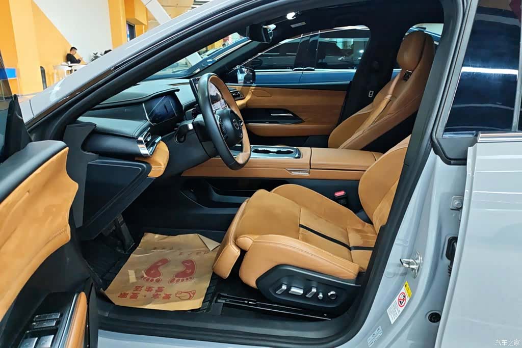 Mazda EZ-6, 2024 9
