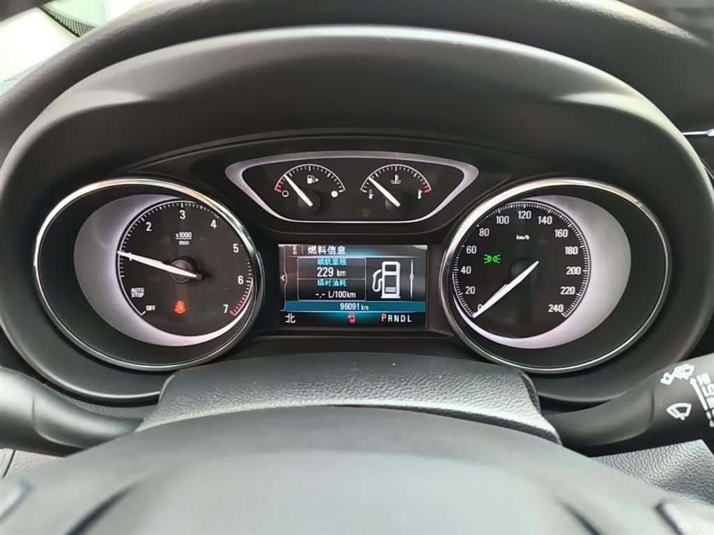 Buick Envision Plus, 2021 12