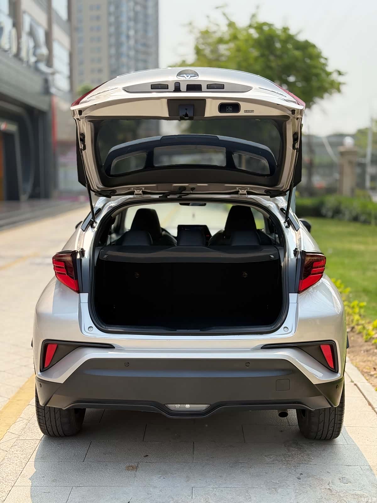 Toyota C-HR, 2022 16