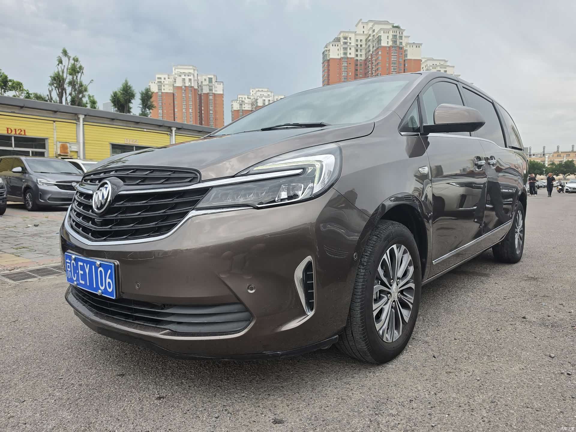 Buick GL8, 2022 1