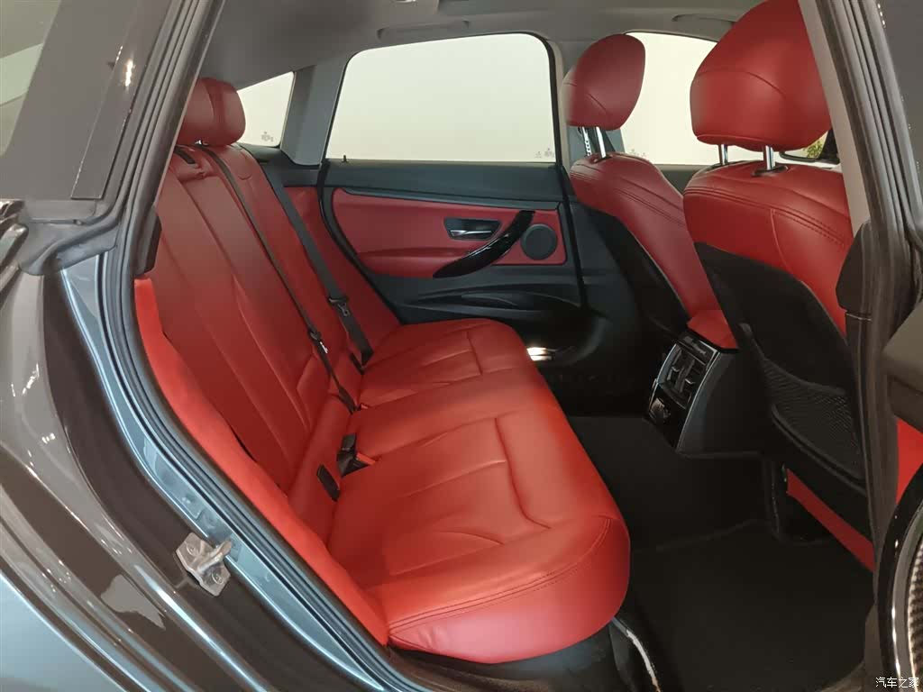 BMW 3 Series, 2018 7