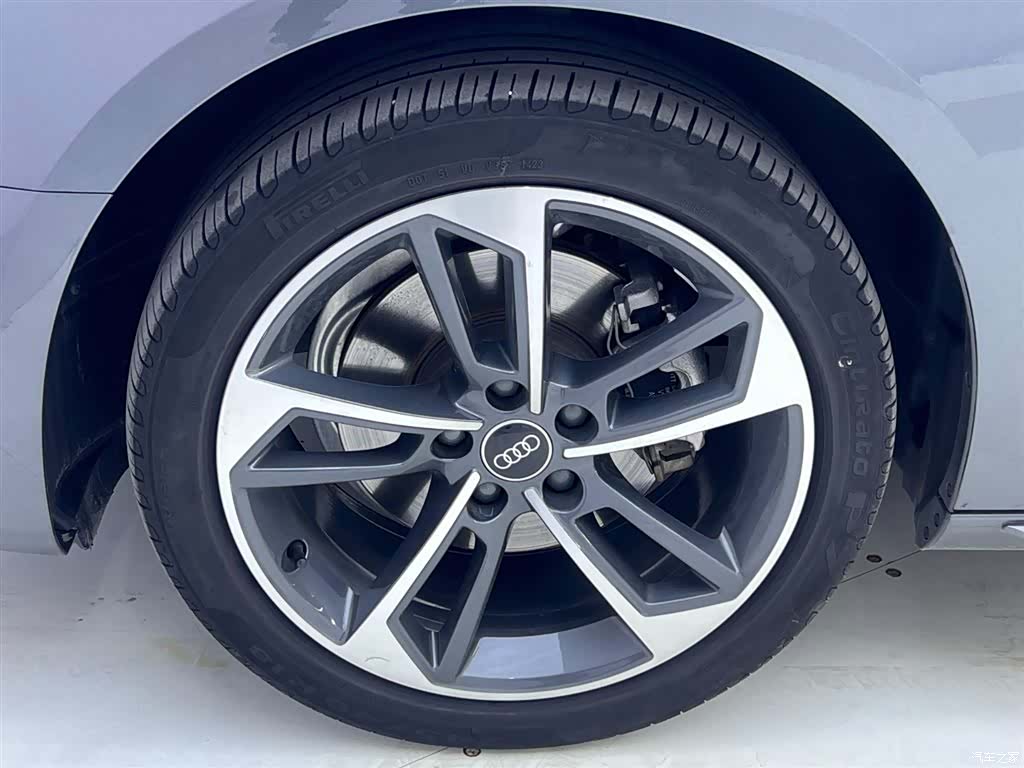 Audi A4L, 2023 11