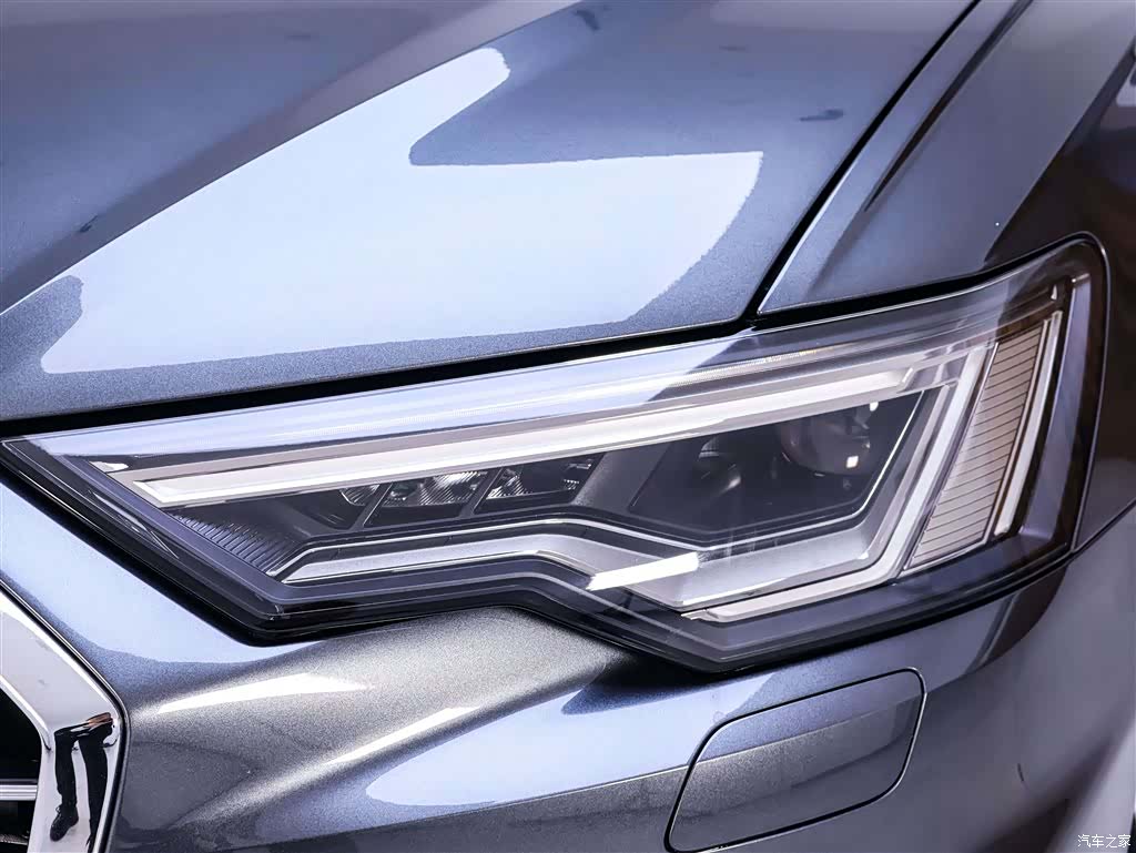 Audi A6L, 2021 4