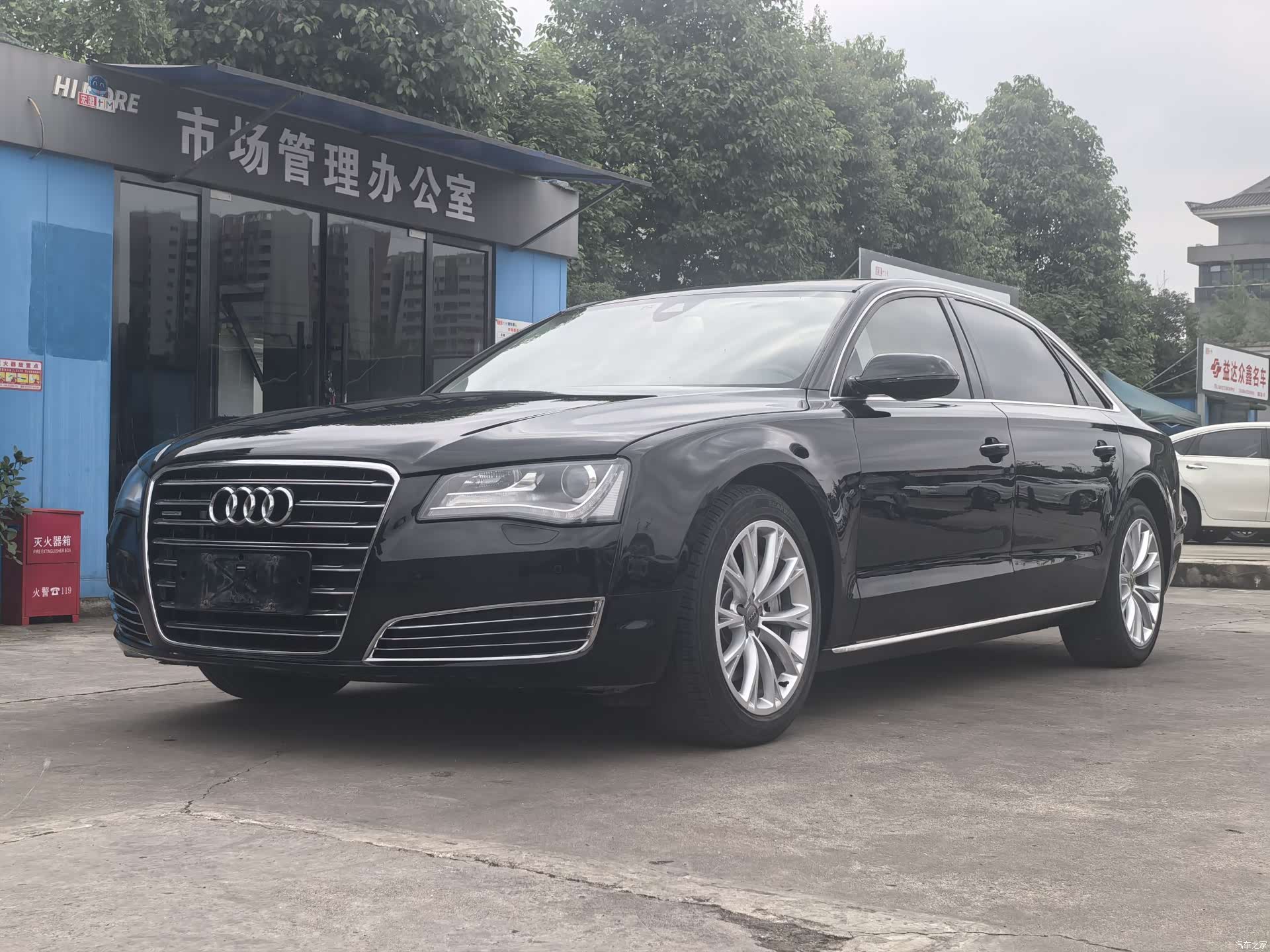 Audi A8L, 2014 1
