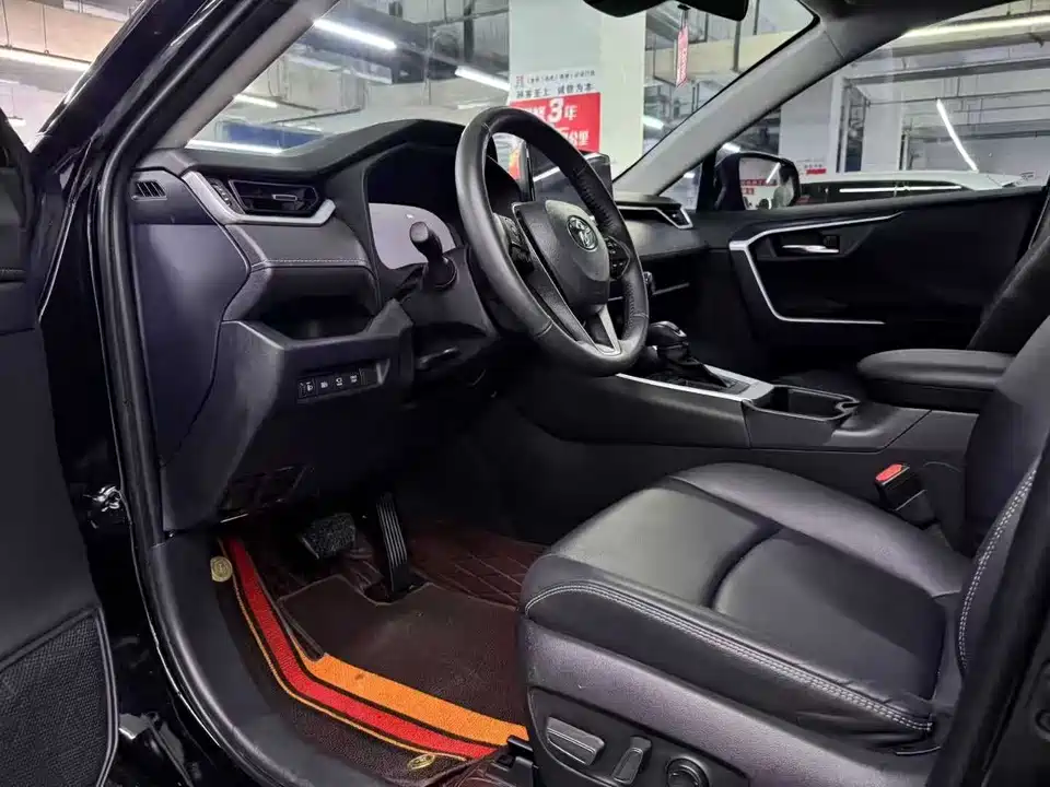 Toyota RAV4 Rongfang