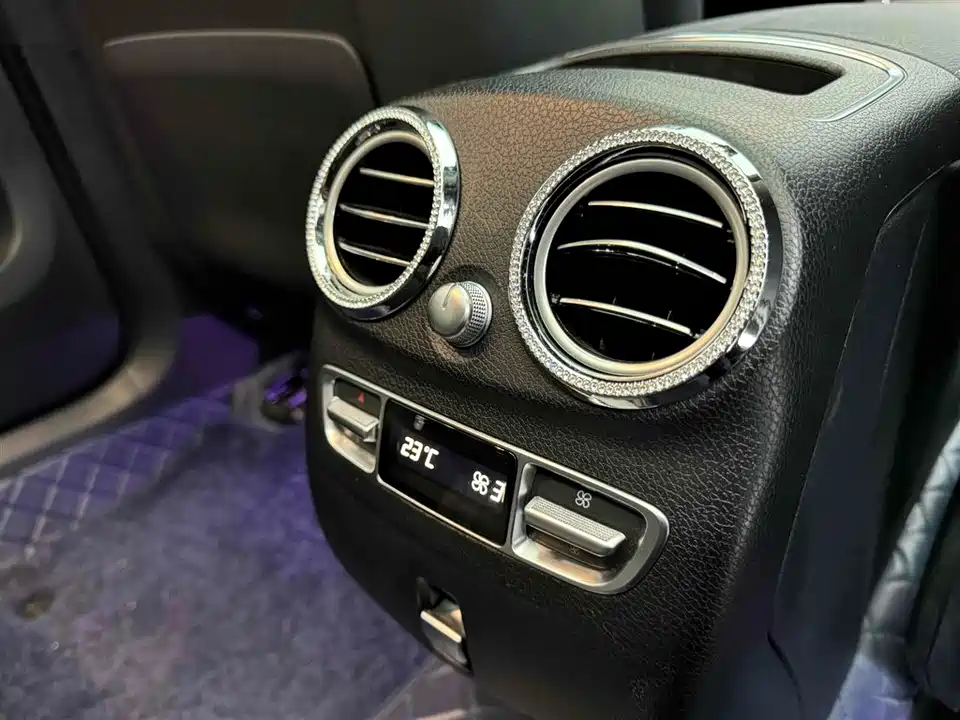Mercedes-Benz GLC Mercedes-Benz GLC