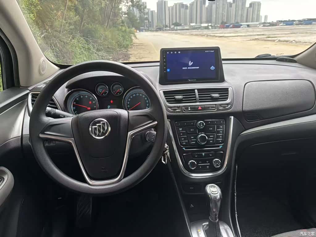 Buick Encore, 2015 12