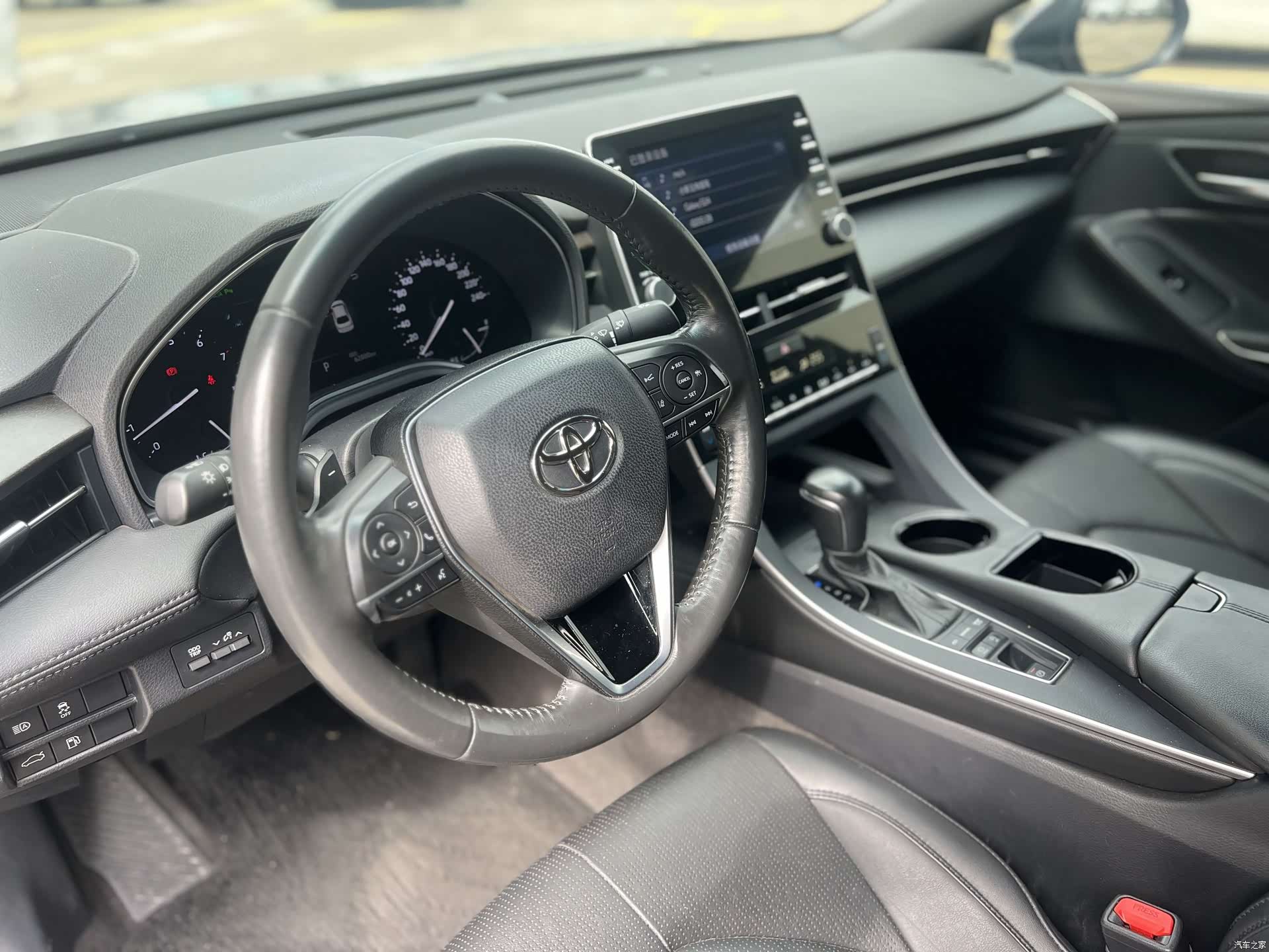 Toyota Avalon, 2022 10