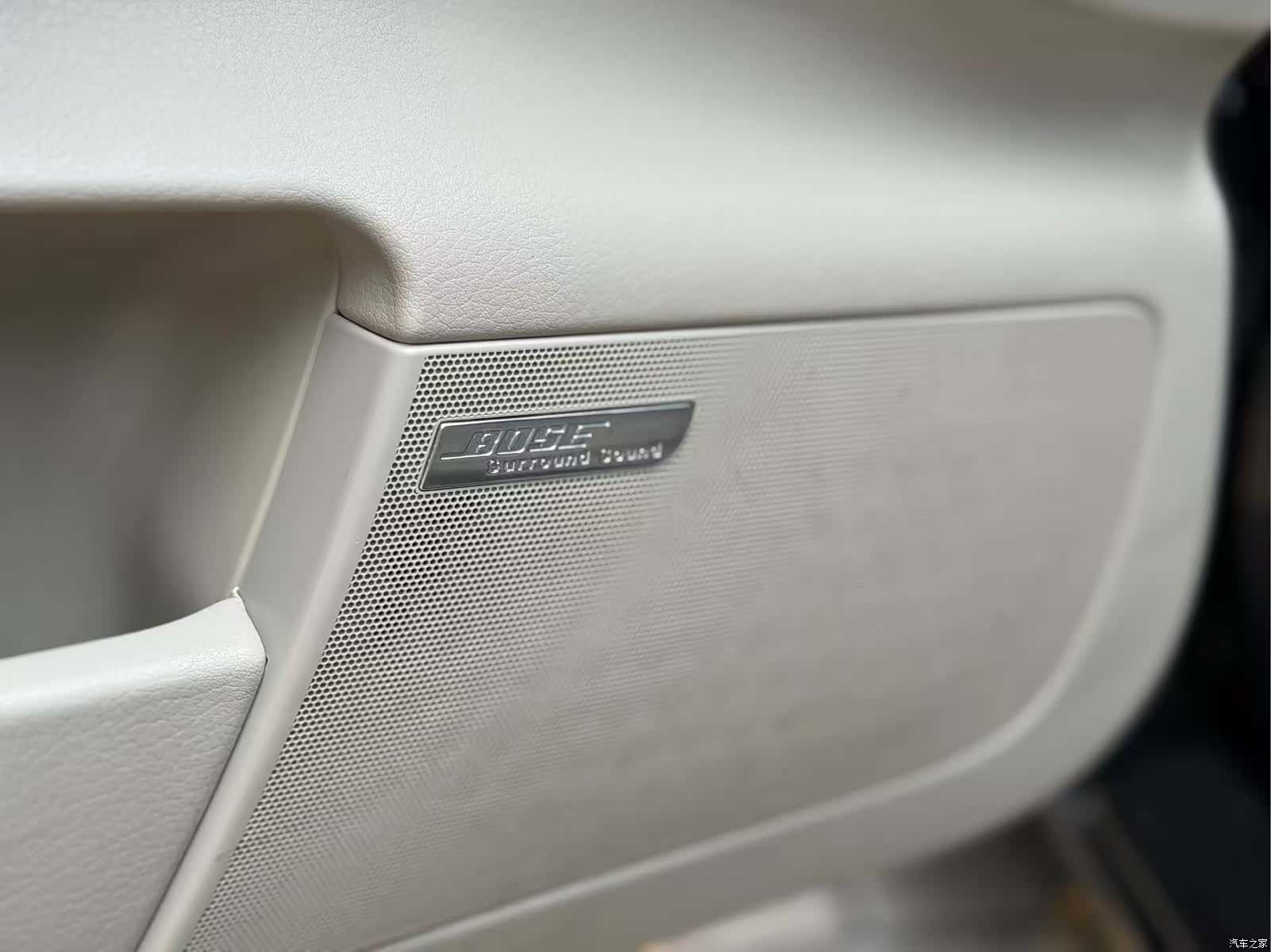 Audi A6L, 2010 14