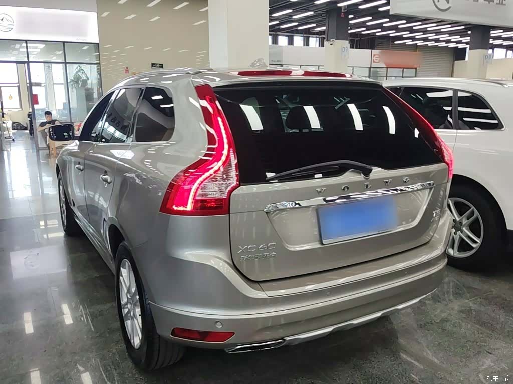 Volvo XC60, 2015 все фото