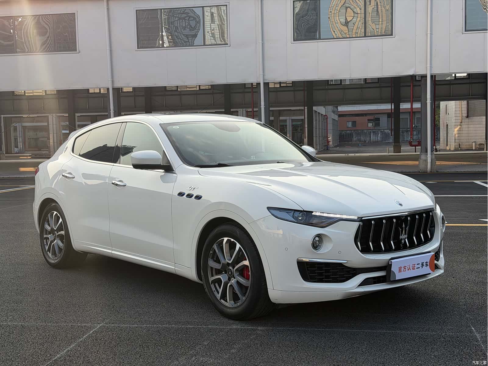 Maserati Levante, 2022 11