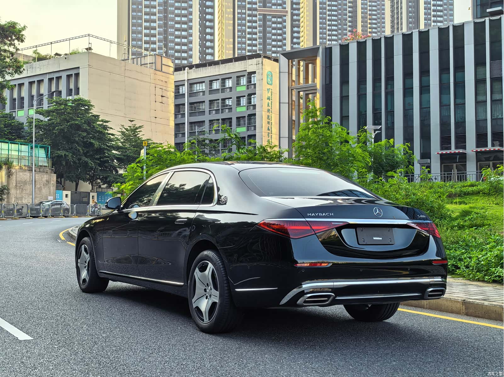 Maybach S-Class, 2025 9