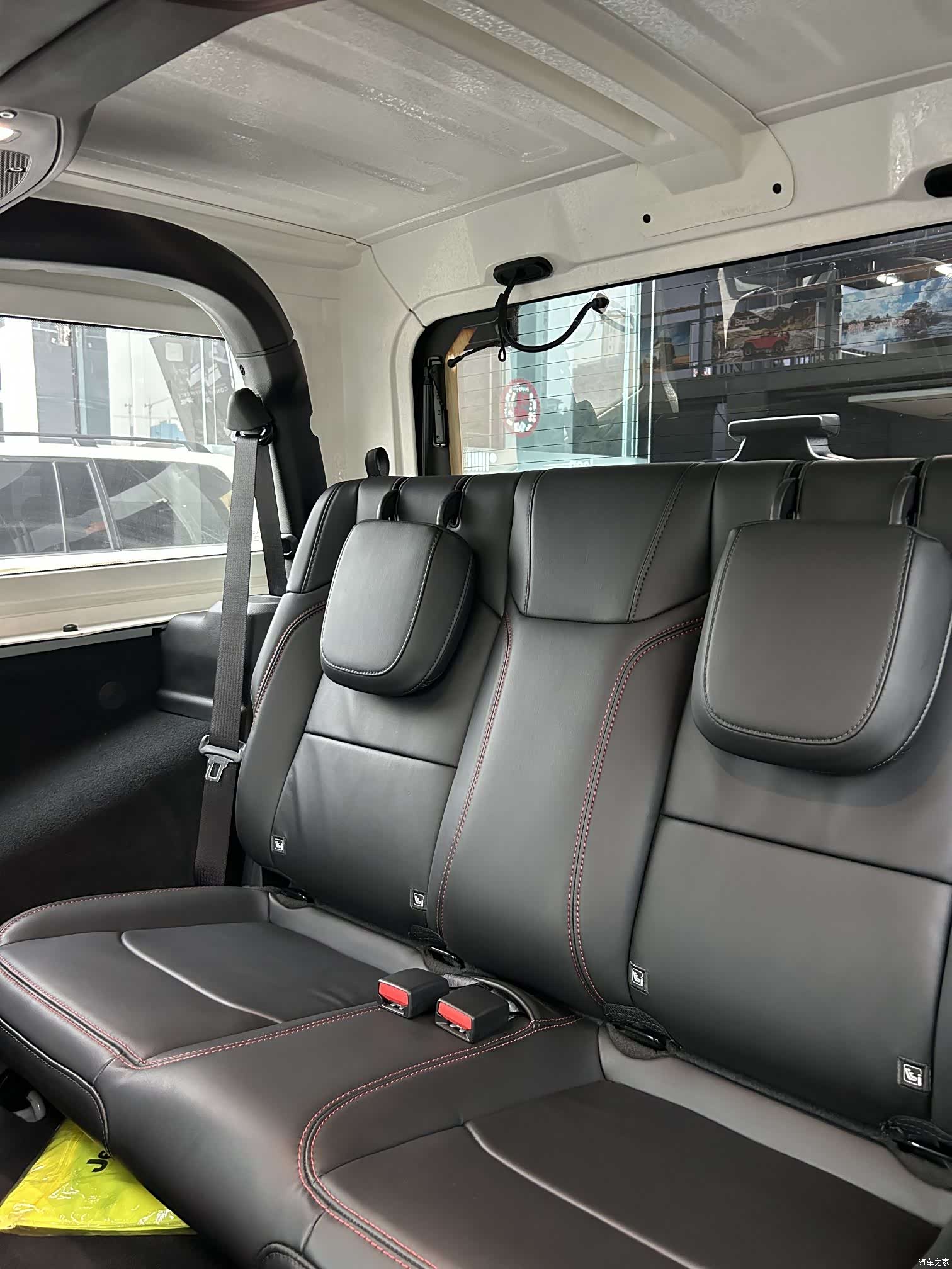 Jeep Wrangler, 2024 7