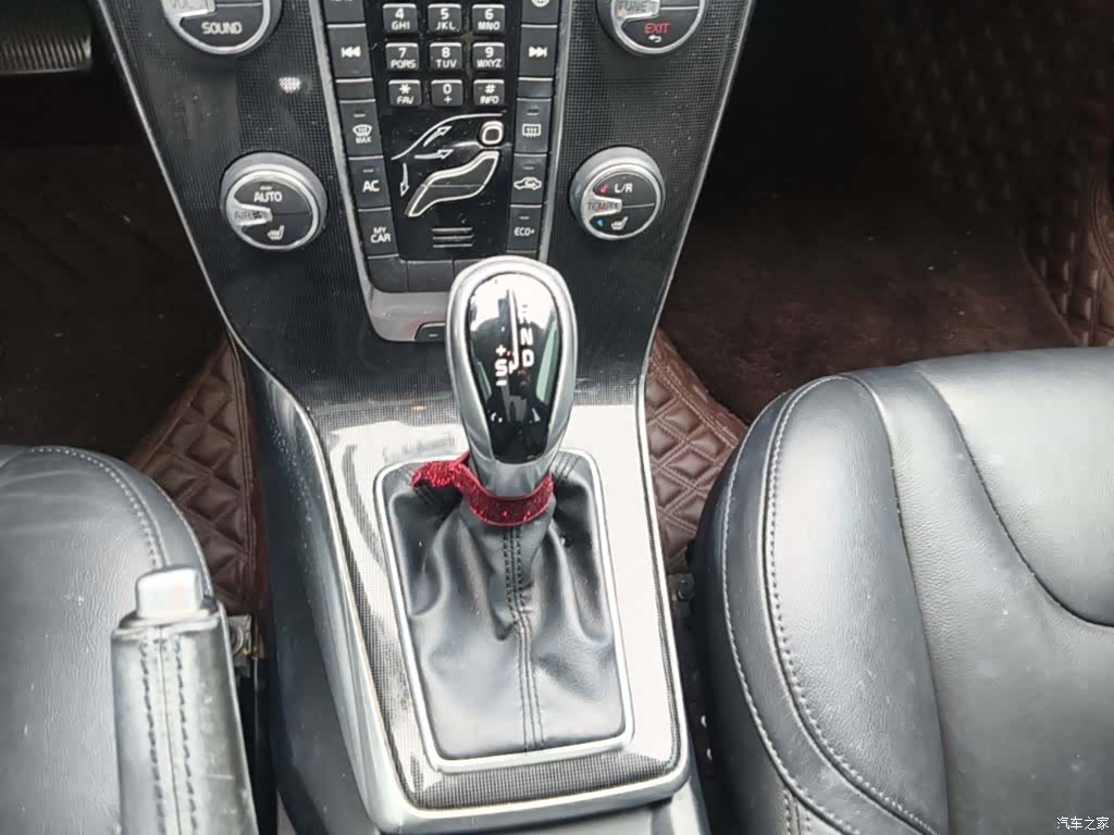 Volvo V40, 2017 14