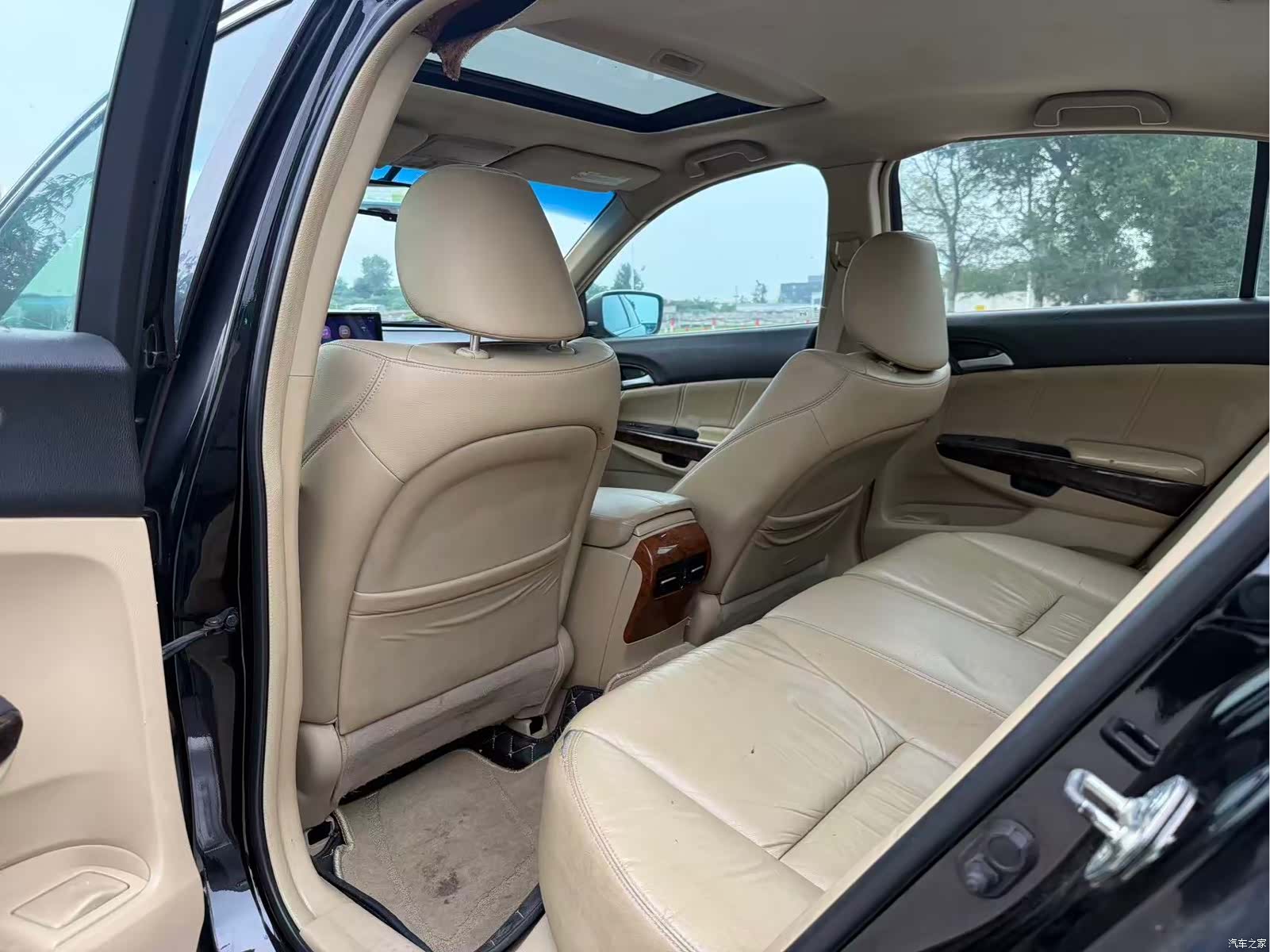 Honda Accord, 2012 6