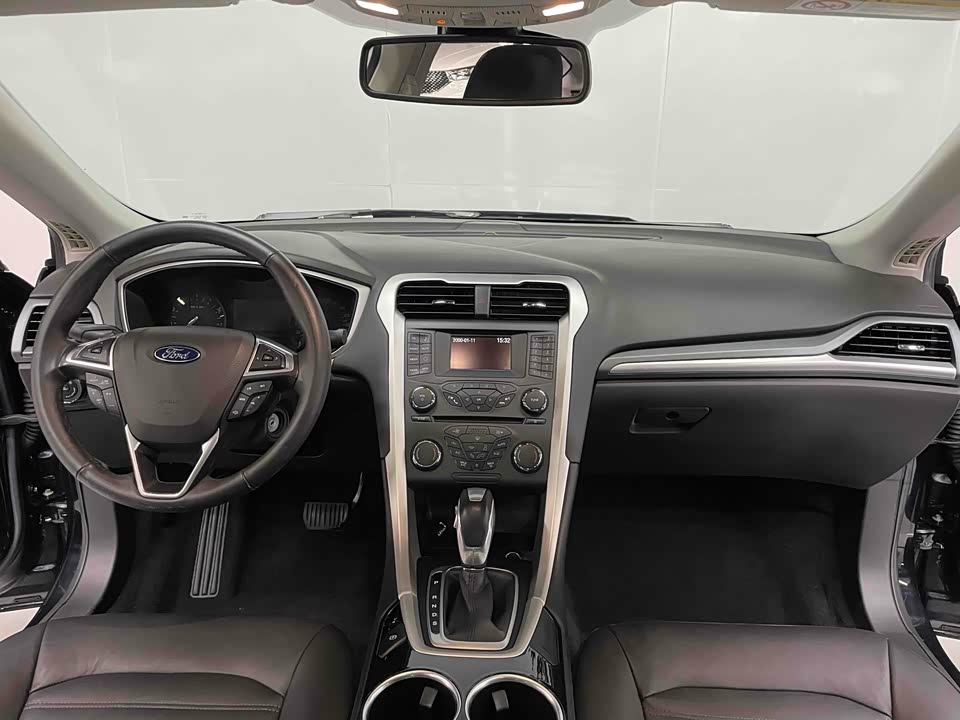 Ford Mondeo Ford Mondeo