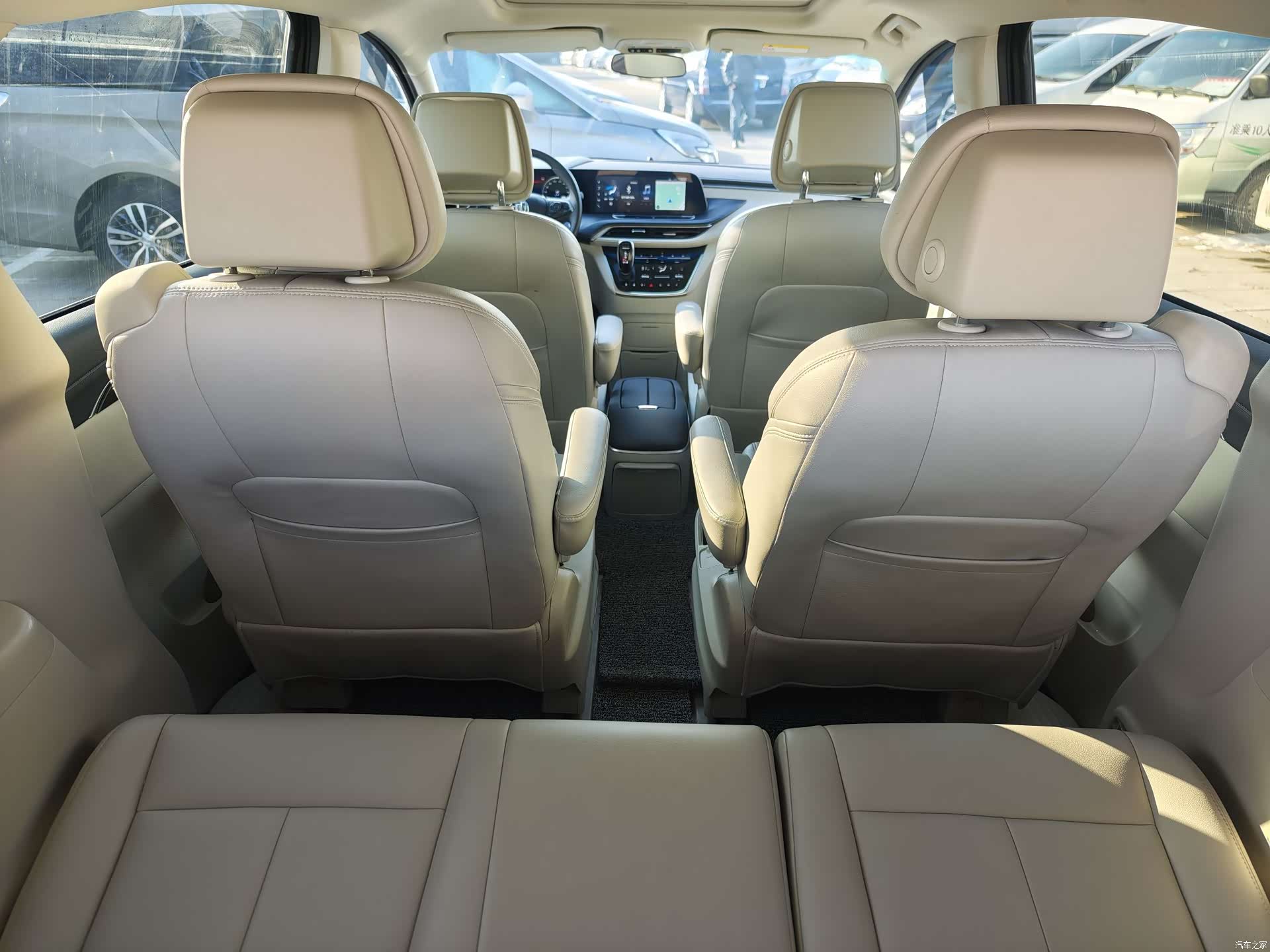 Buick GL8, 2024 23