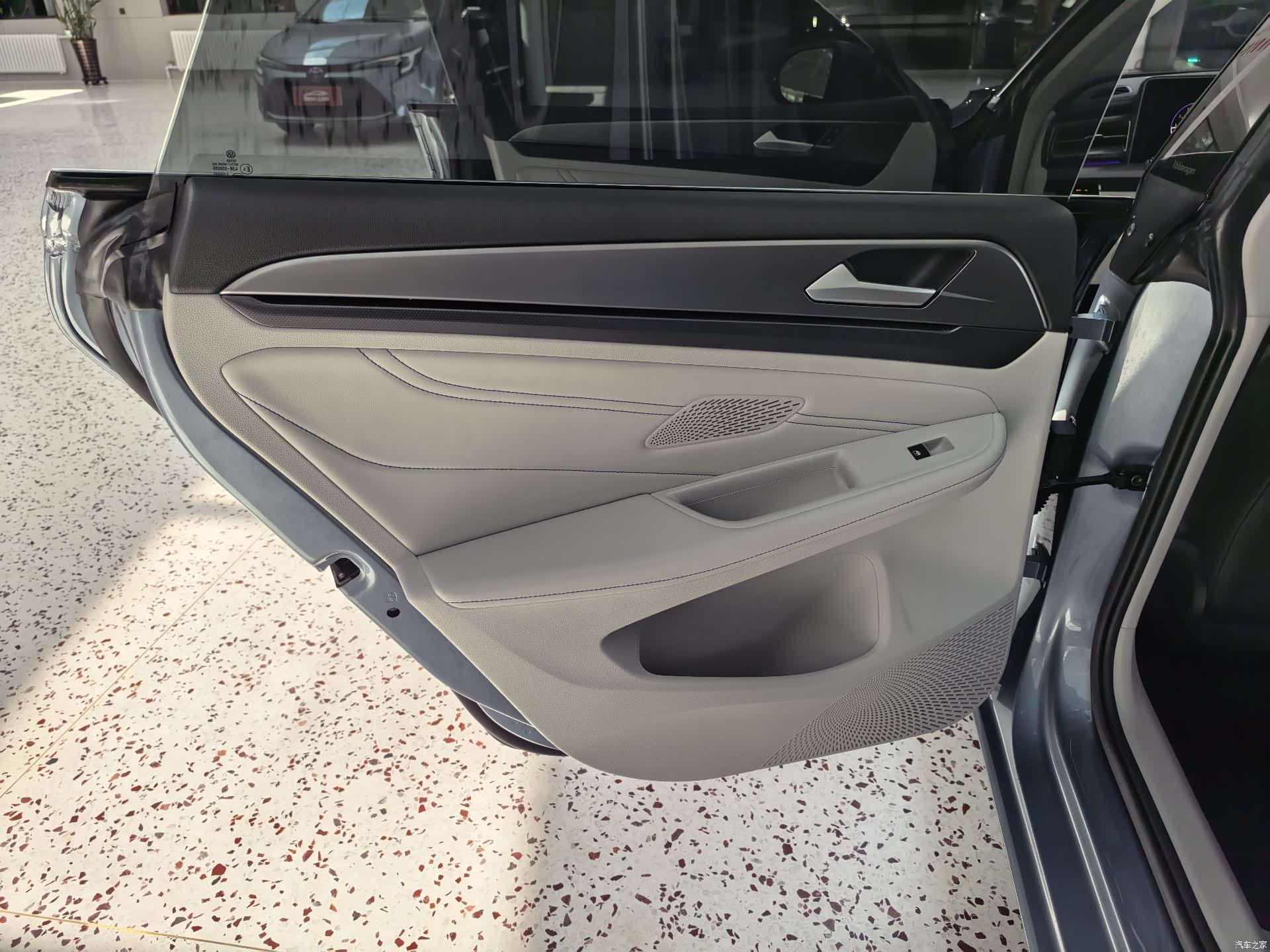 Volkswagen Lamando, 2022 19
