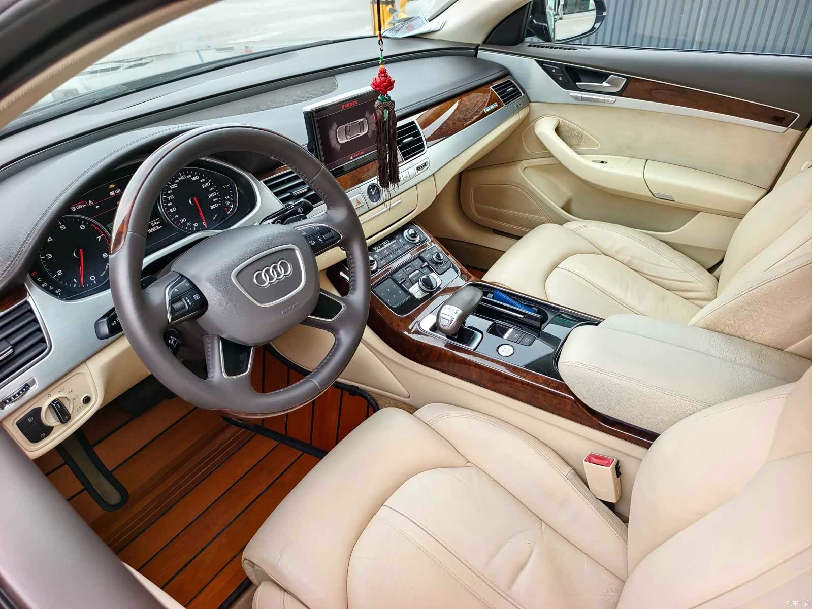 Audi A8L, 2013 16