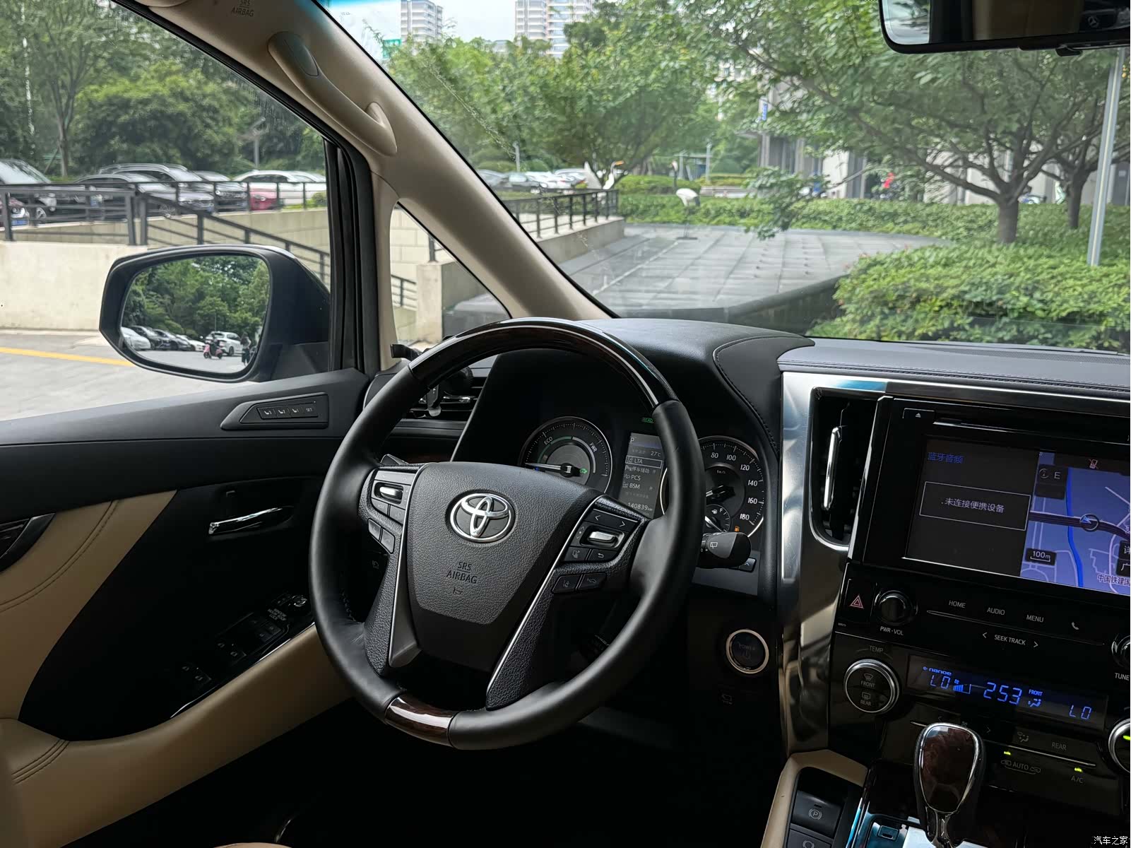 Toyota Alphard, 2019 23
