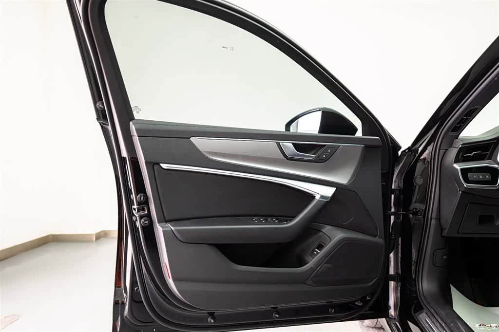 Audi A6L, 2021 10