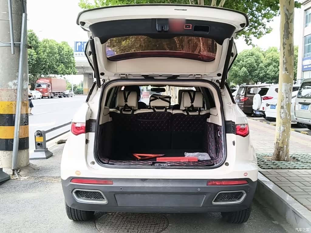 Zotye T700, 2017 15