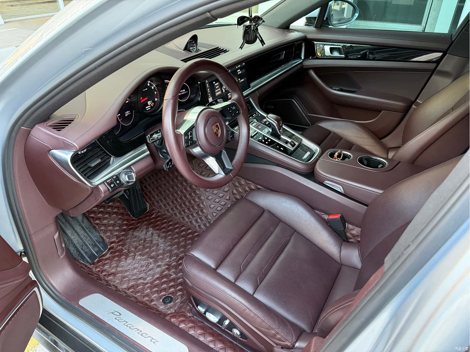 Porsche Panamera, 2018 7