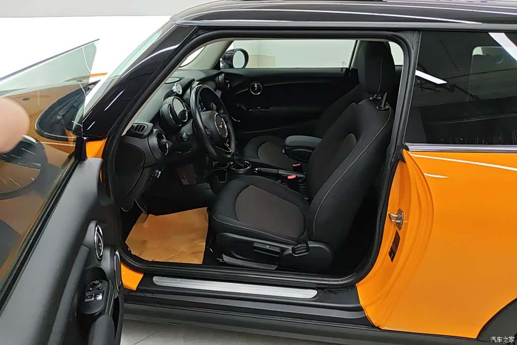 Mini ONE, 2017 11