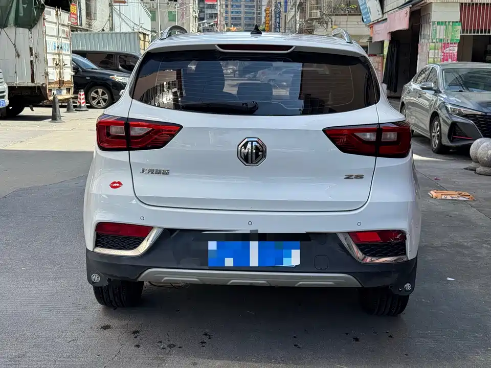 MG ZS