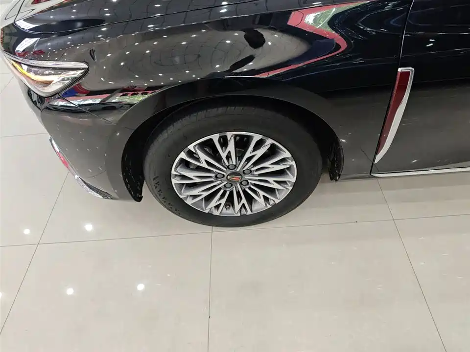 Hongqi H5