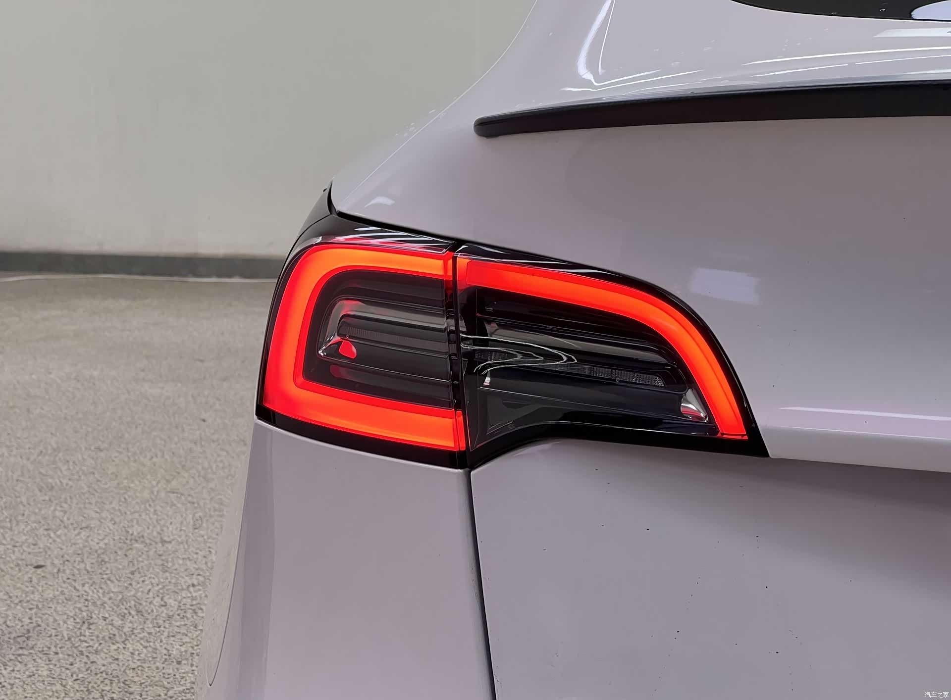 Tesla Model Y, 2023 11