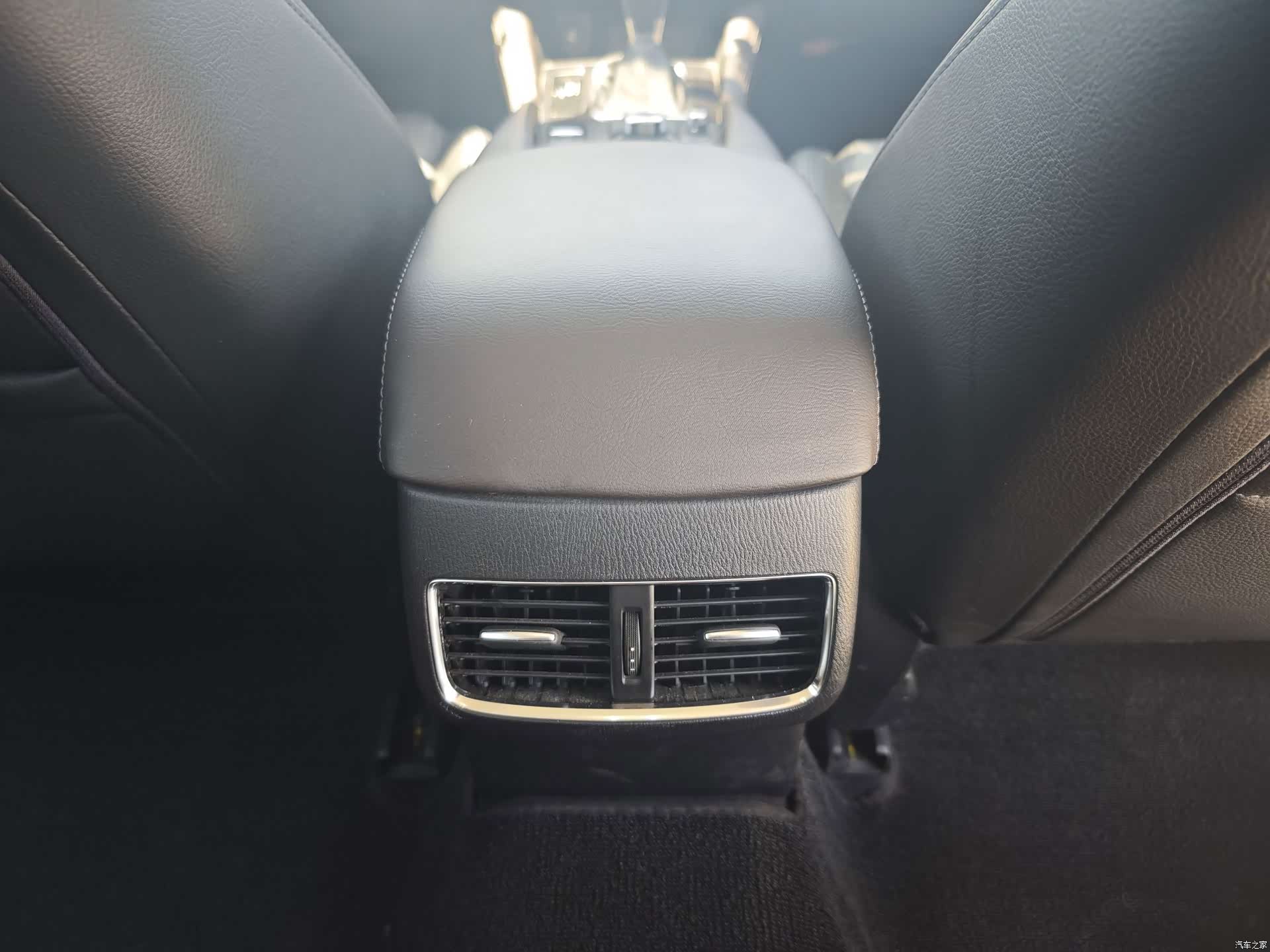 Mazda Atenza, 2017 20