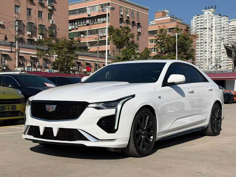 Cadillac CT4