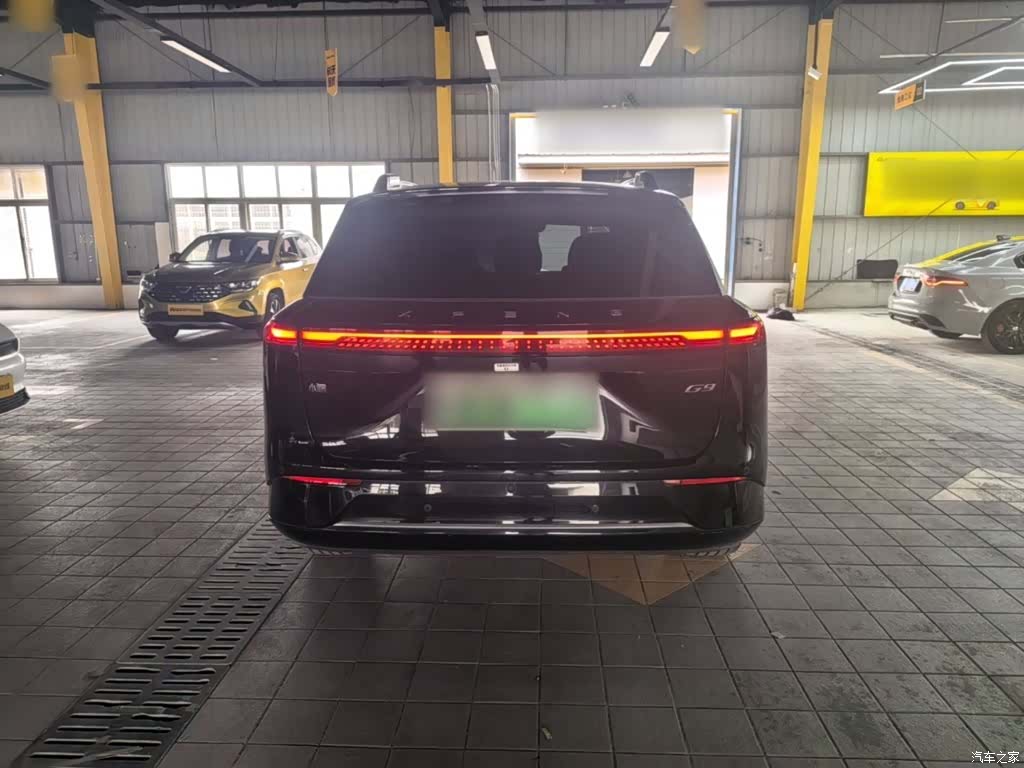 Xpeng G9, 2023 6