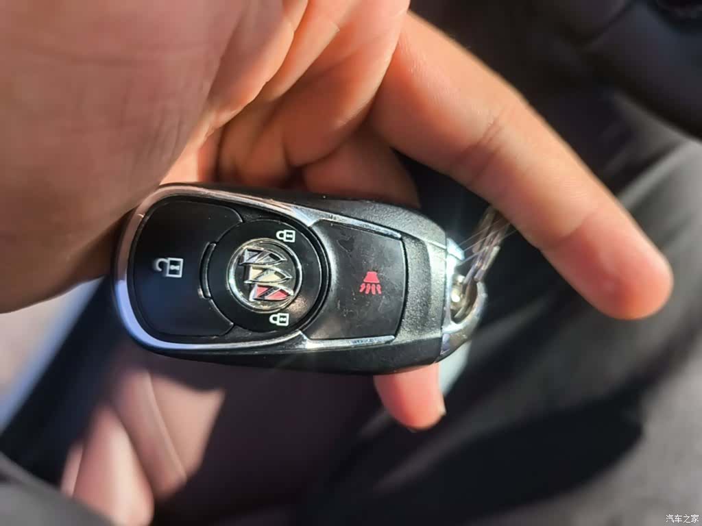 Buick Envision Plus, 2021 17