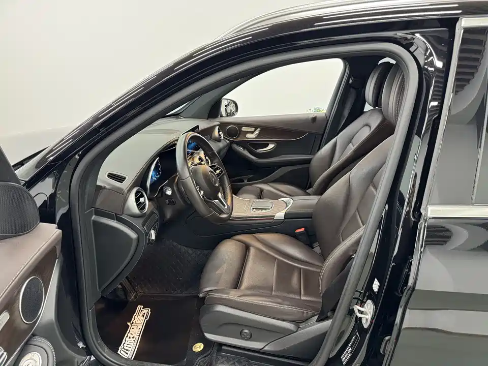 Mercedes-Benz GLC Mercedes-Benz GLC