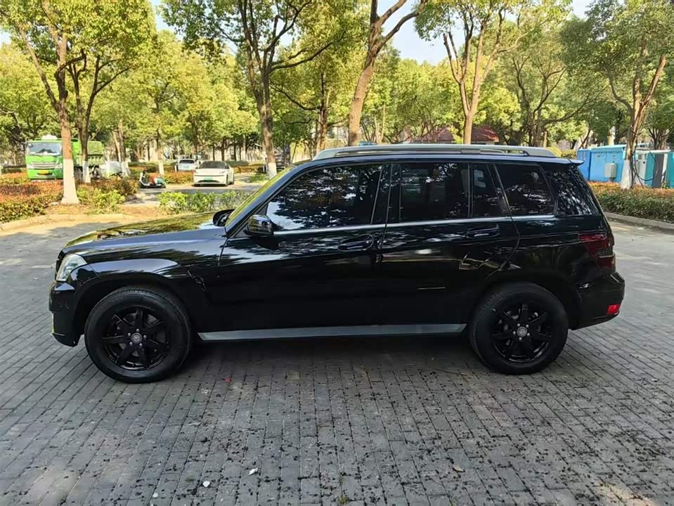 Mercedes-Benz GLK grade