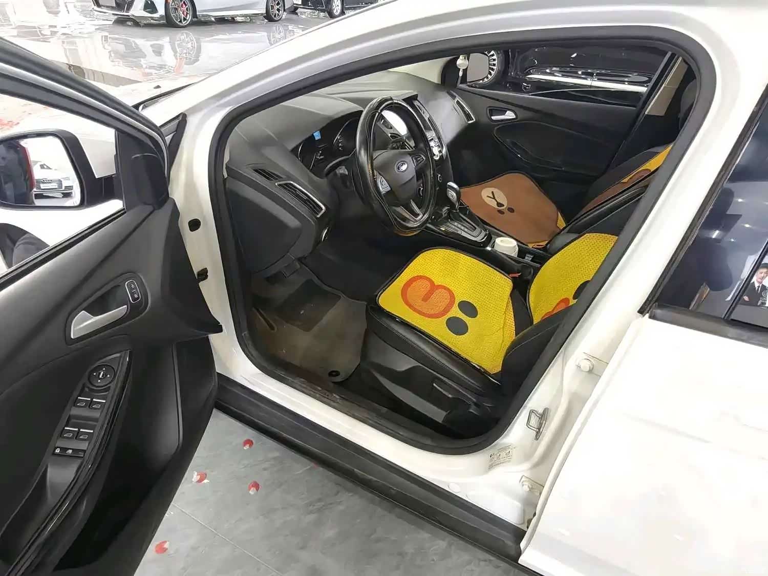 Ford Focus, 2017 10