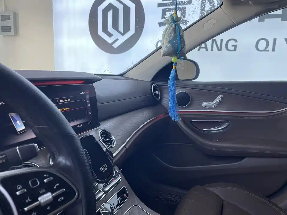 Mercedes-Benz E-class Mercedes-Benz E-class