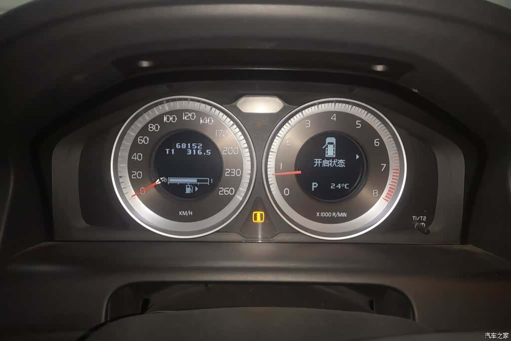 Volvo XC60, 2012 14