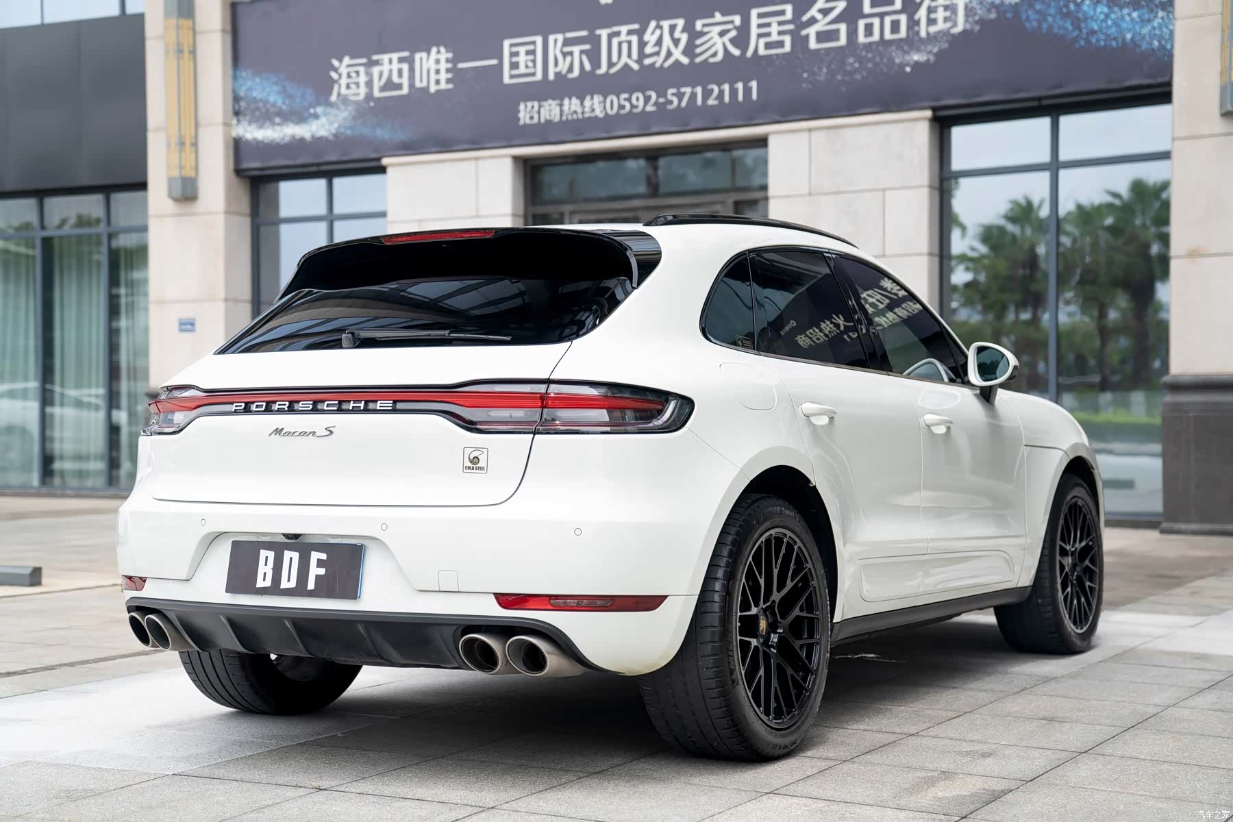Porsche Macan, 2021 все фото