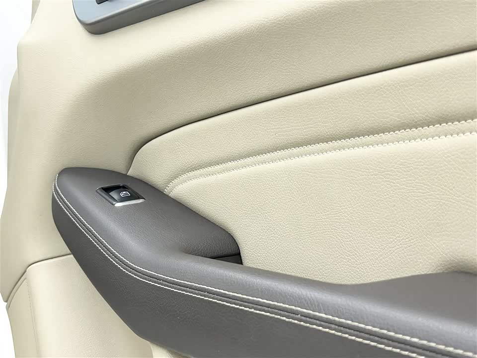 Mercedes-Benz M class