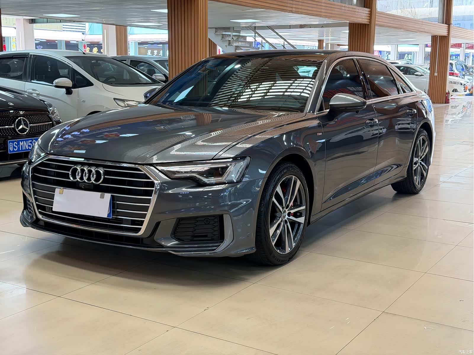 Audi A6L, 2021 1